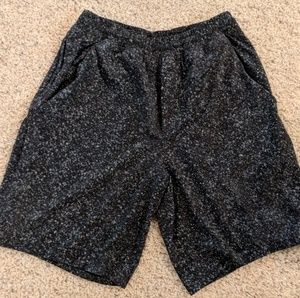 Mens Lululemon pace breaker shorts medium unlined
